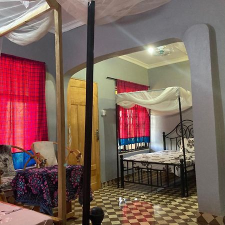 Lake Natron Maasai Guesthouse Mtowabaga Ngoại thất bức ảnh