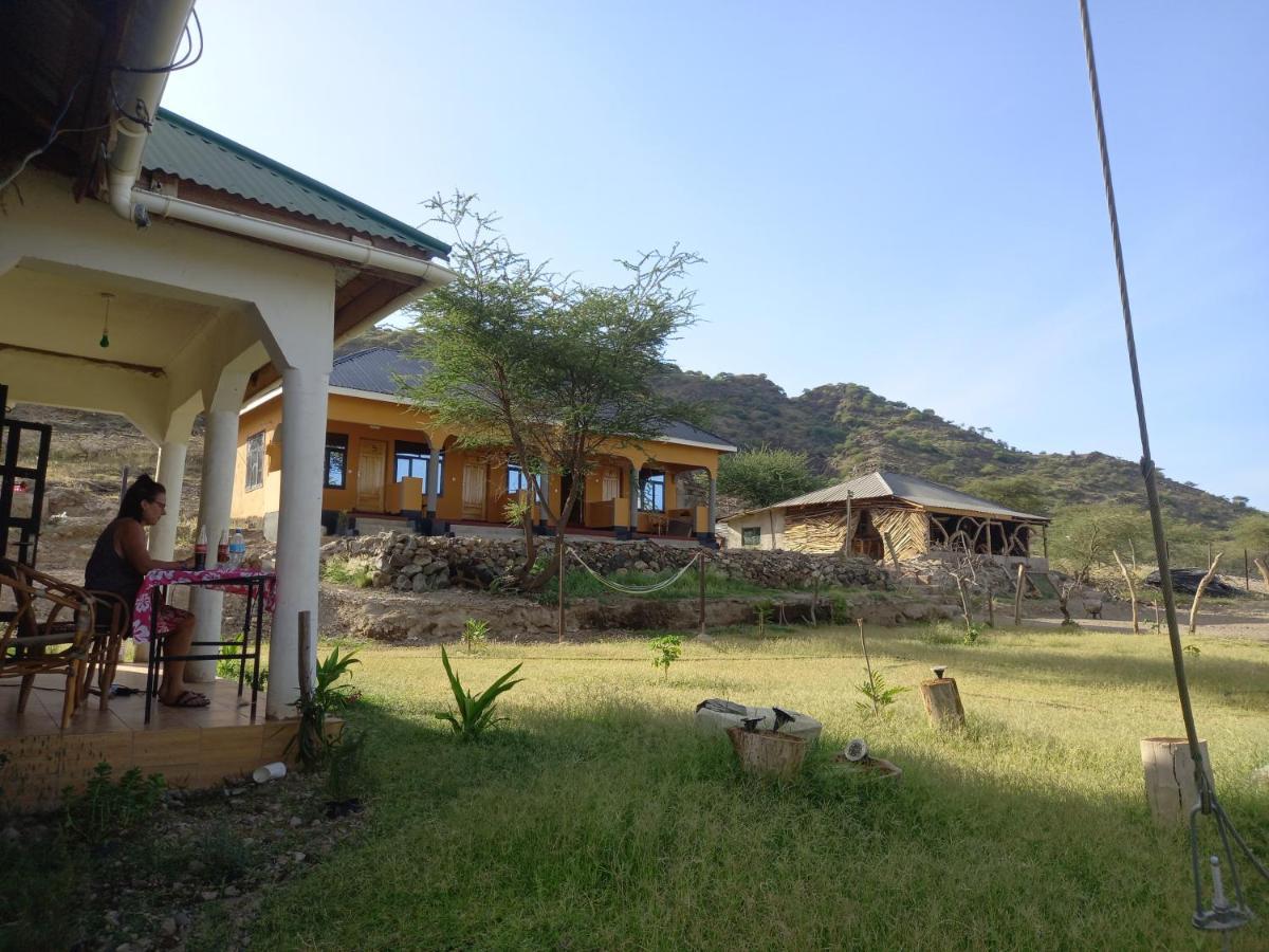 Lake Natron Maasai Guesthouse Mtowabaga Ngoại thất bức ảnh