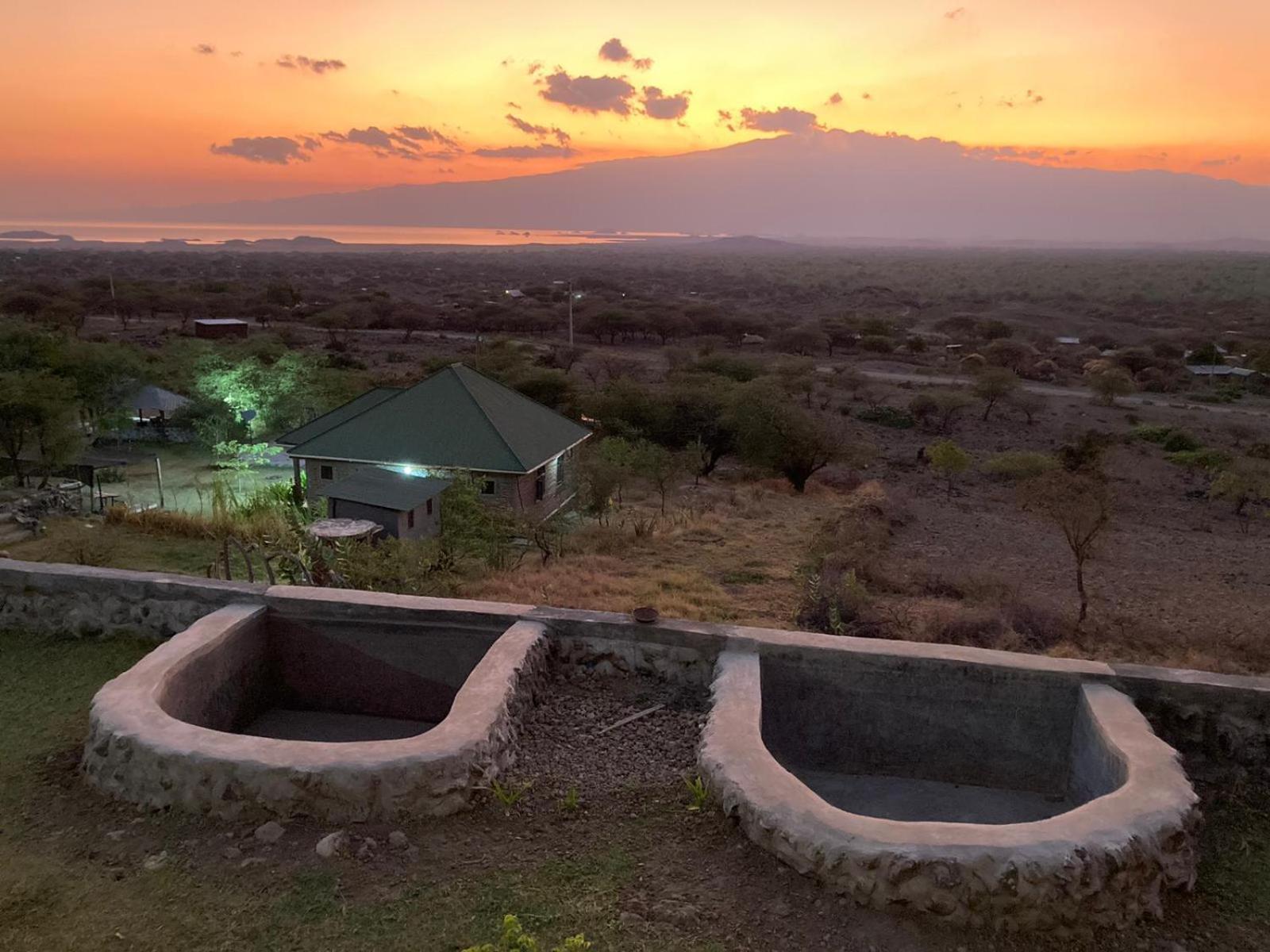 Lake Natron Maasai Guesthouse Mtowabaga Ngoại thất bức ảnh